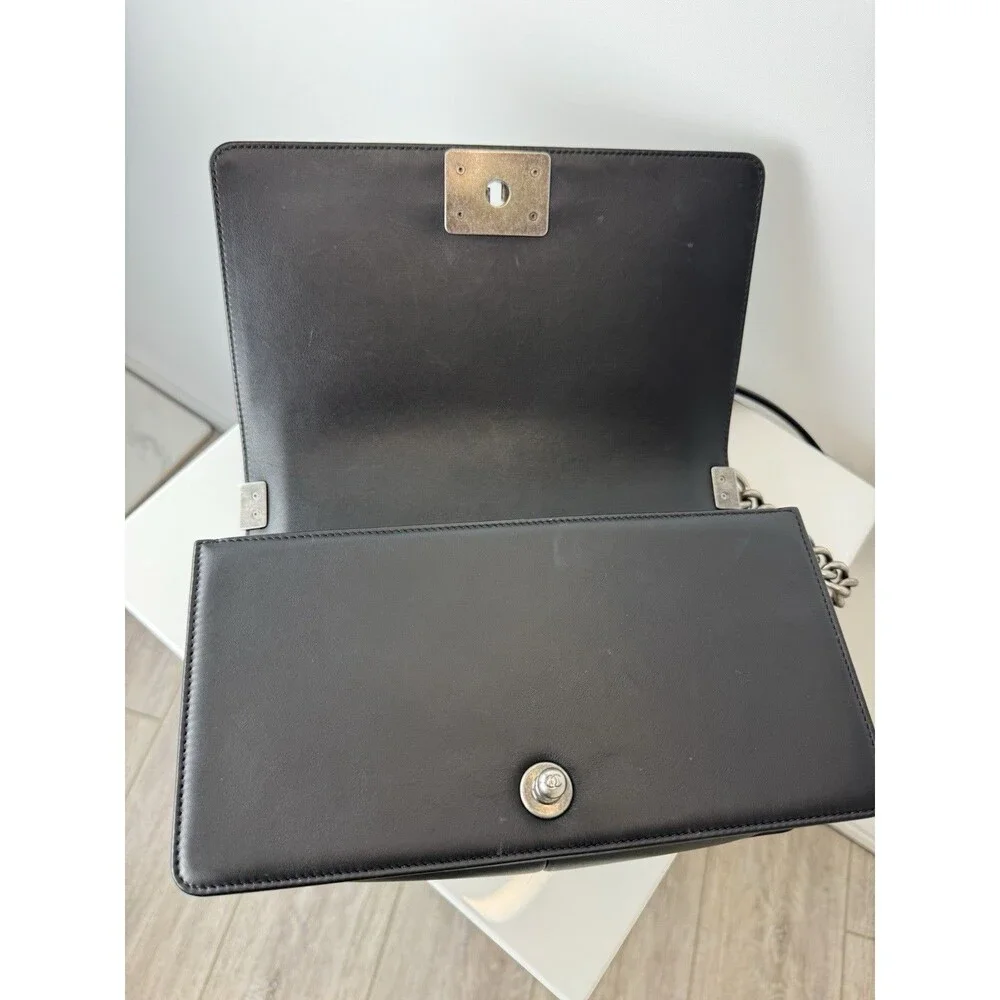 CHANEL authentic medium